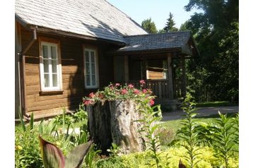 Letonia Privát Bērzaine, Exteriorul